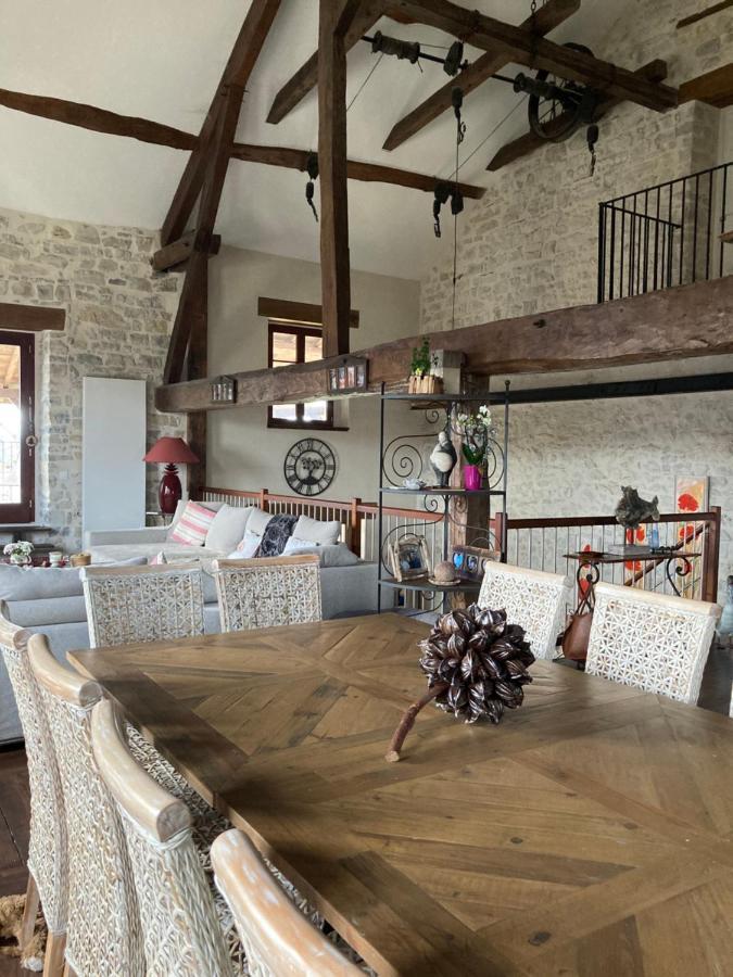 Le Clos Bo-M Marignieu Exterior photo